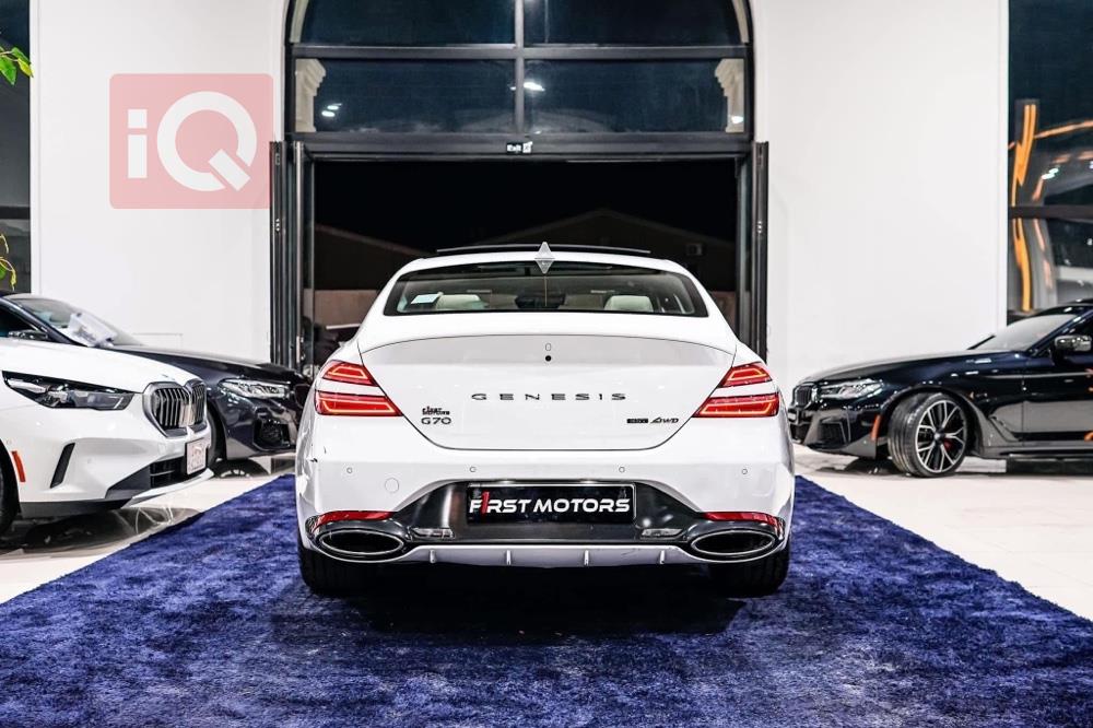 Genesis G70
